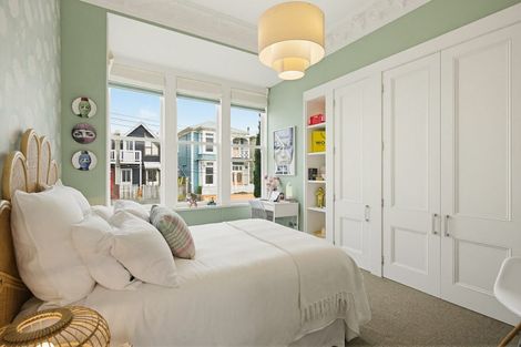 Photo of property in 117 Pirie Street, Mount Victoria, Wellington, 6011