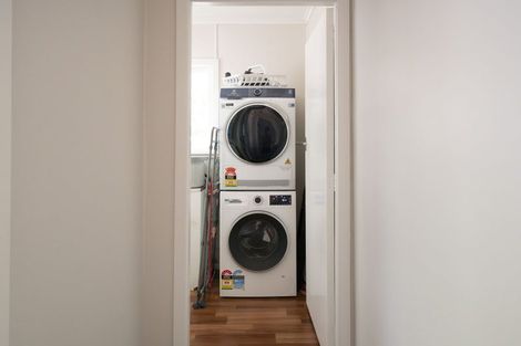 Photo of property in 1/69 Salisbury Road, Birkdale, Auckland, 0626