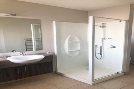 Photo of property in 1 Hawthorn Mews, Rangiora, 7400