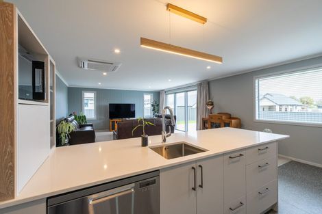 Photo of property in 22a Lawson Burrows Crescent, Te Anau, 9600
