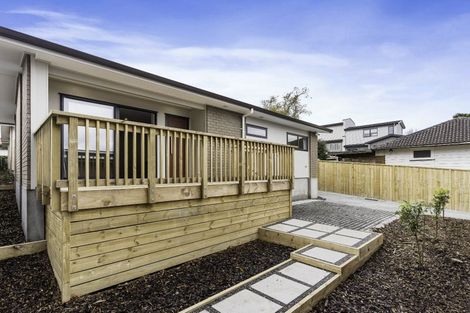 Photo of property in 41 Kingdale Road, Henderson, Auckland, 0610