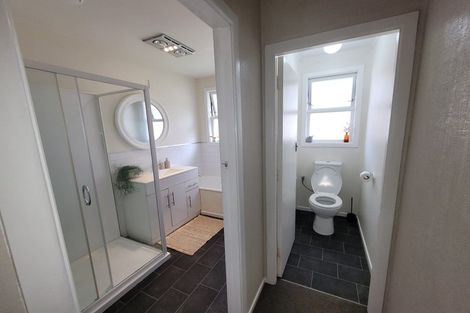 Photo of property in 10 Taunton Place, Lynmouth, New Plymouth, 4310