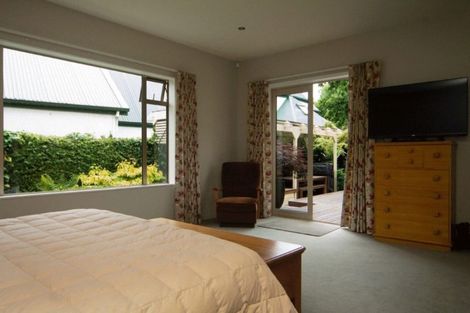 Photo of property in 135 Deans Avenue, Riccarton, Christchurch, 8011