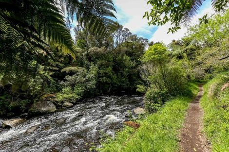 Photo of property in 13 Welbourn Terrace, Welbourn, New Plymouth, 4310