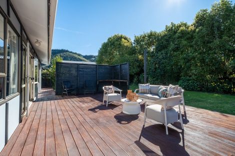 Photo of property in 39b Gemstone Drive, Birchville, Upper Hutt, 5018