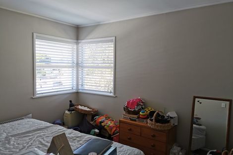 Photo of property in 5 Okataina Street, Pakuranga Heights, Auckland, 2010