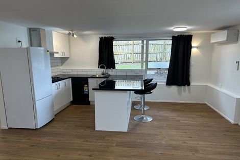 Photo of property in 75 Bayview Road, Bayview, Auckland, 0629