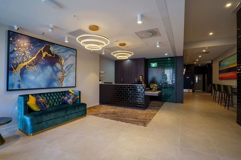 Photo of property in Proximity Apartment Hotel, 172 Thorndon Quay, Pipitea, Wellington, 6011