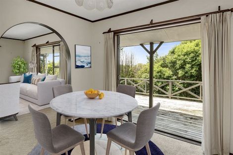 Photo of property in 21 Squirrel Lane, Browns Bay, Auckland, 0630