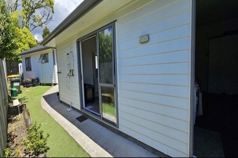 Photo of property in 30 Salamanca Road, Sunnynook, Auckland, 0620