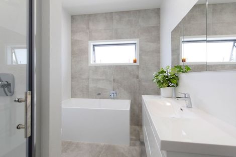 Photo of property in 76 Solan Drive, Waimauku, 0812