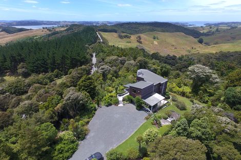 Photo of property in 360 Cowan Bay Road, Pohuehue, Warkworth, 0983