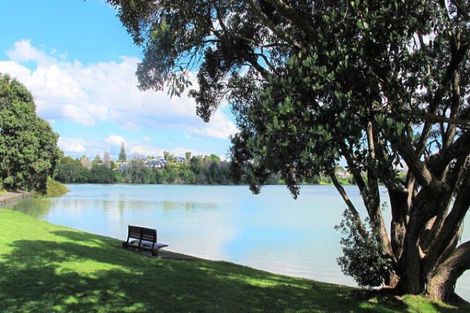 Photo of property in 2 Millen Avenue, Pakuranga, Auckland, 2010