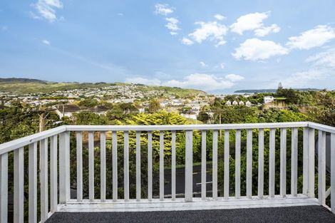 Photo of property in 2 Mapplebeck Street, Titahi Bay, Porirua, 5022