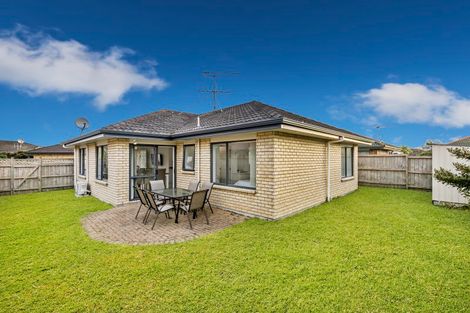 Photo of property in 10 Stellata Court, Randwick Park, Auckland, 2105