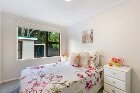 Photo of property in 17 Awhiorangi Promenade, Swanson, Auckland, 0816