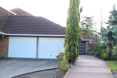 Photo of property in 1/25 Golfland Drive, Golflands, Auckland, 2013