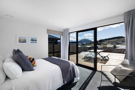 Photo of property in 65 Farrant Drive, Wanaka, 9305