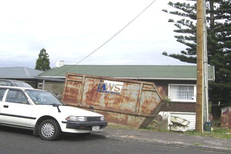 Photo of property in 18 Sunnyfield Crescent, Glenfield, Auckland, 0629