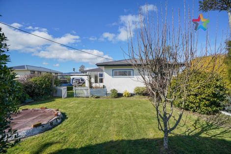 Photo of property in 37 Papatotara Road, Tuatapere, 9620