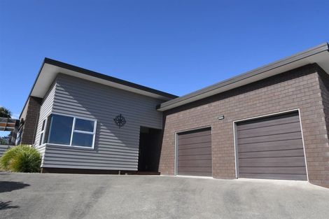 Photo of property in 25 Admiralty Place, Waikawa, Picton, 7220