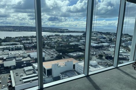 Photo of property in Sentinel Apartments, 2004/3 Northcroft Street, Takapuna, Auckland, 0622