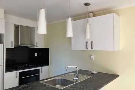 Photo of property in 43 Taioma Crescent, Te Atatu Peninsula, Auckland, 0610