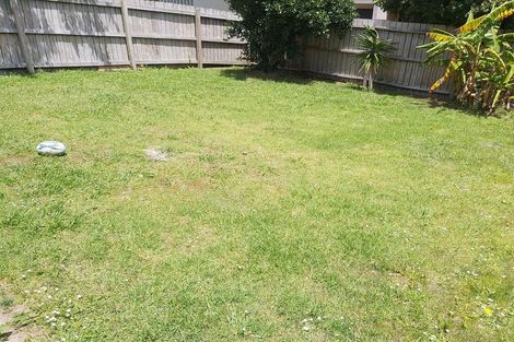 Photo of property in 4 Gregg Place, Sunnyvale, Auckland, 0612