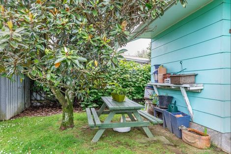 Photo of property in 16 Adkin Avenue, Levin, 5510