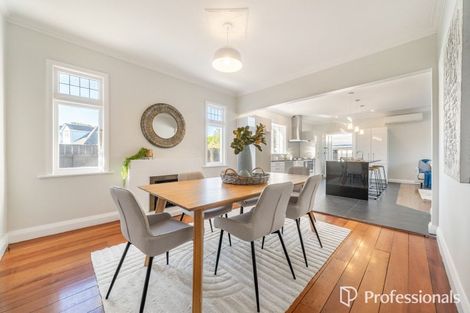 Photo of property in 120 Knights Road, Hutt Central, Lower Hutt, 5010