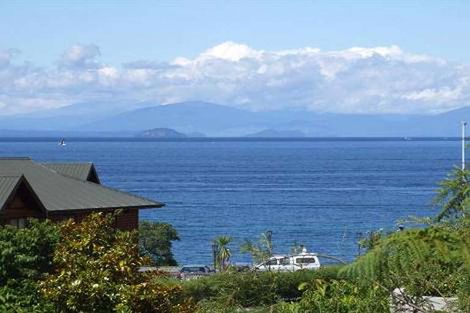 Photo of property in 2/12 Huia Street, Taupo, 3330