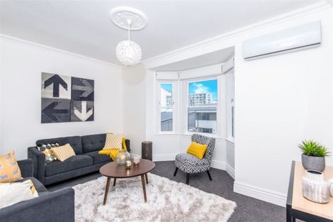 Photo of property in 27 Princess Terrace, Newtown, Wellington, 6021