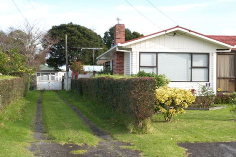 Photo of property in 86 Hallberry Road, Mangere East, Auckland, 2024