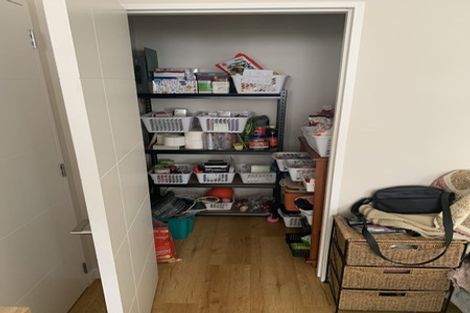 Photo of property in 82 Admirals Court Drive, Greenhithe, Auckland, 0632