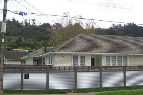 Photo of property in 308 George Street, Stokes Valley, Lower Hutt, 5019