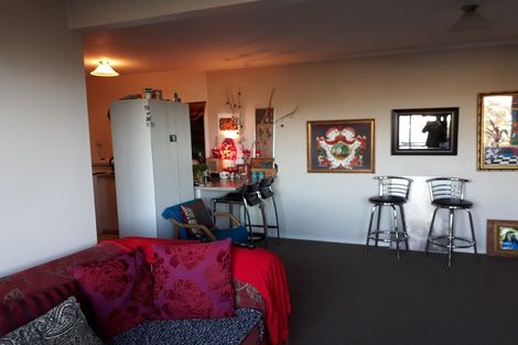 Photo of property in 2/3 Jerome Way, Crofton Downs, Wellington, 6035