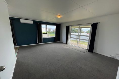 Photo of property in 60 Matai Street, Castlecliff, Whanganui, 4501