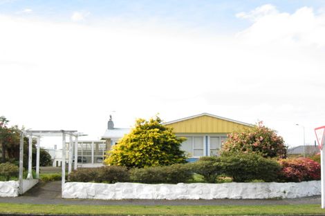 Photo of property in 14 Margaret Street, Stratford, 4332