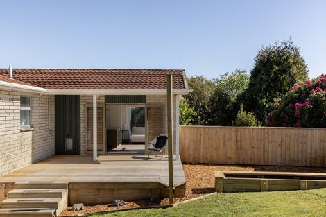 Photo of property in 20 Arawata Avenue, Welcome Bay, Tauranga, 3112