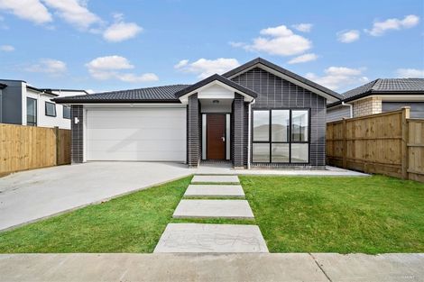 Photo of property in 4 Lusitano Drive, Karaka, Papakura, 2113