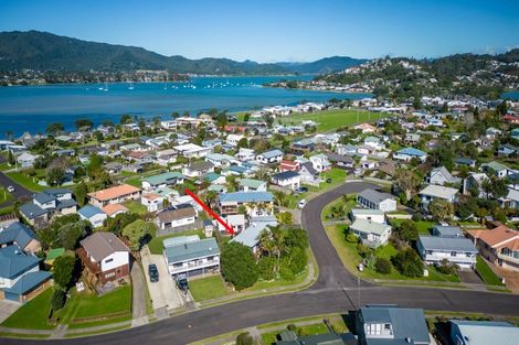 Photo of property in 2 Norfolk Place, Tairua, 3508