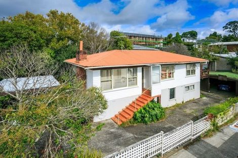 Photo of property in 1/178 Archers Road, Glenfield, Auckland, 0629
