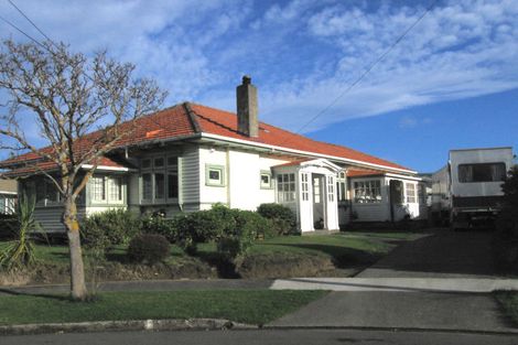 Photo of property in 19 Stamford Grove, Avalon, Lower Hutt, 5011