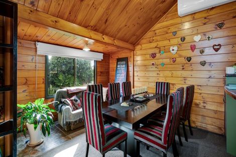 Photo of property in 8 Pohutukawa Drive, Opunake, 4616