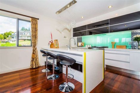 Photo of property in 29 The Avenue, Albany, Auckland, 0632