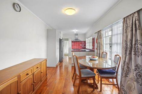 Photo of property in 5 Imatra Place, Sunnyhills, Auckland, 2010