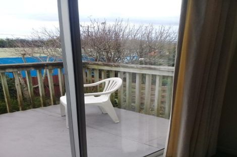 Photo of property in 3/4 Coronation Road, Glenfield, Auckland, 0627