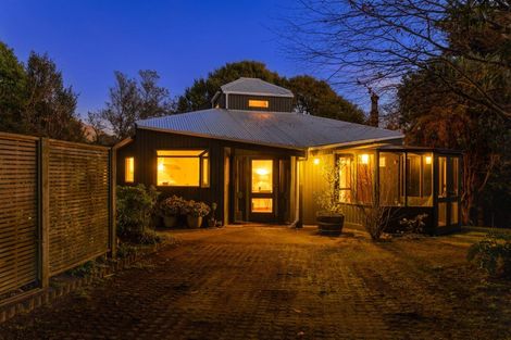 Photo of property in 60 Leinster Avenue, Raumati South, Paraparaumu, 5032