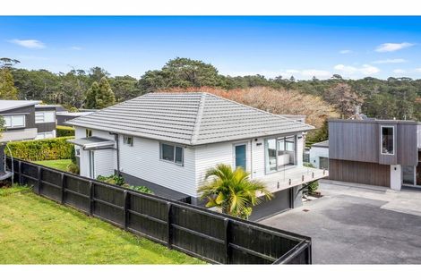 Photo of property in 54 Aberdeen Road, Campbells Bay, Auckland, 0620