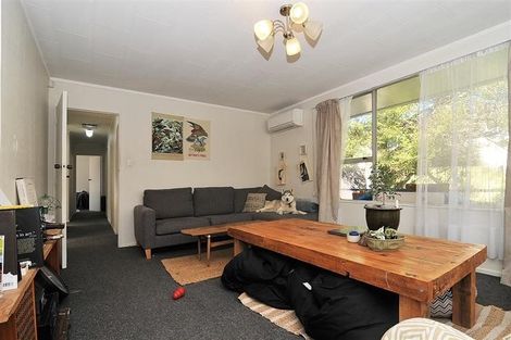 Photo of property in 8 Larchmont Grove, Totara Park, Upper Hutt, 5018